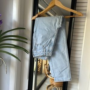 Guess lightwash denim mom jeans